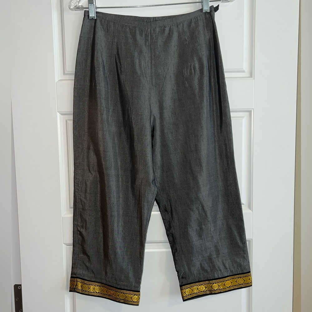 Plenty by Tracy Reese Gray Cotton Silk Capri Pant with Gold Trim Size S